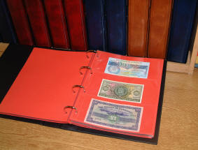 Banknote albums